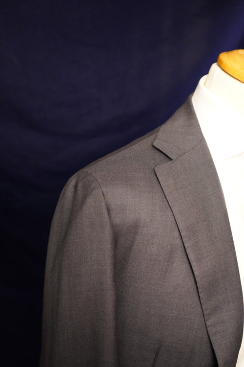 Kiton 13.5 mikron suit grey